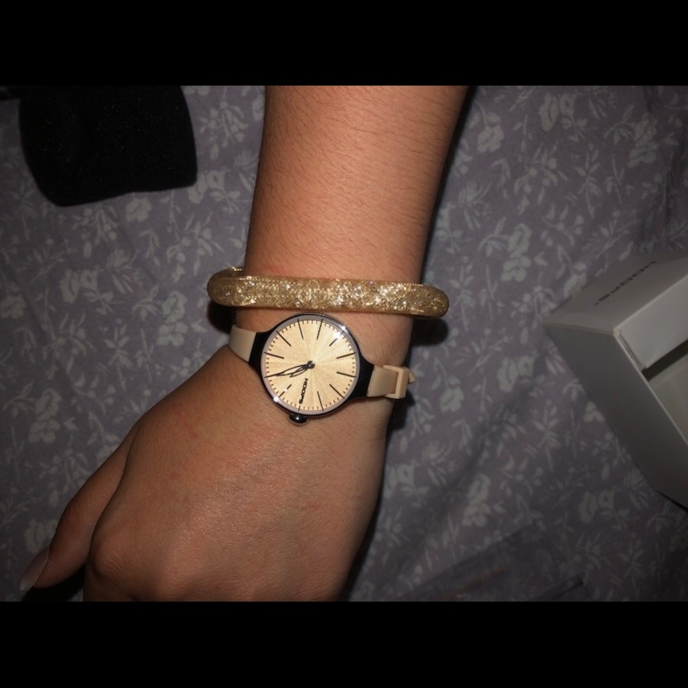 Hoops tan coloured Watch and Bracelet